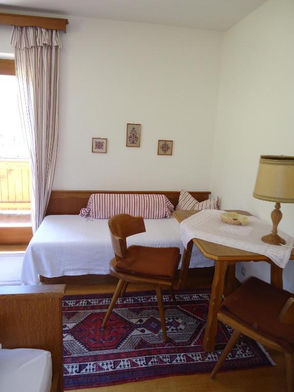 Hotel Josefinenhof Neustift im Stubaital Habitación foto